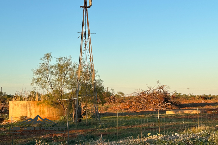 Lee 384 Ranch Photo