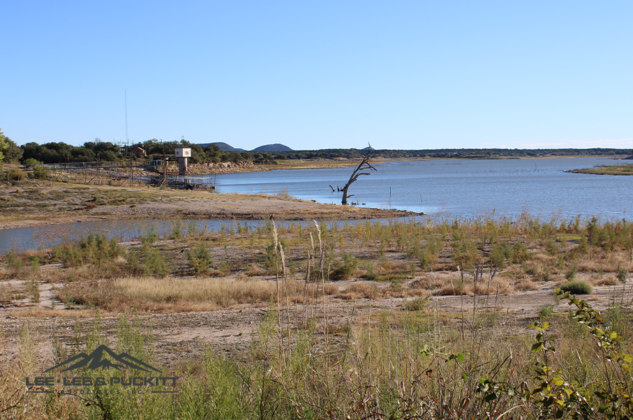 Oak Creek Lake Lodge Photo